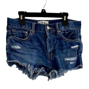 We the free butterfly distressed frayed hem denim shorts women 26